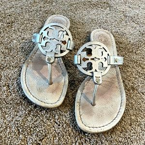 Tory Burch Miller size 8 Silver